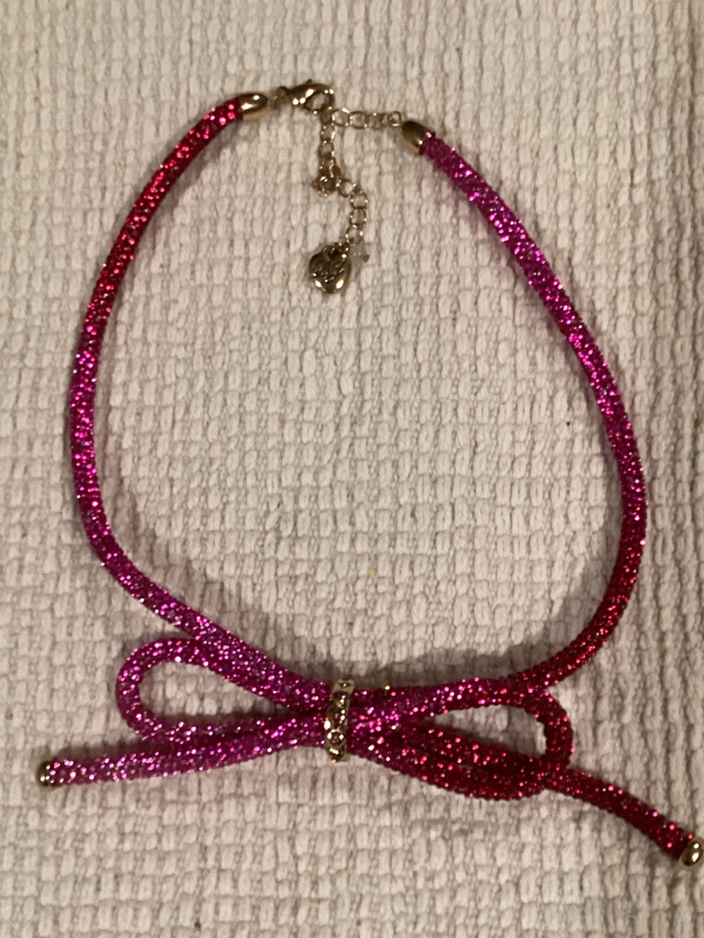Betsey Johnson Pink Fuchsia Glitter Bow Necklace